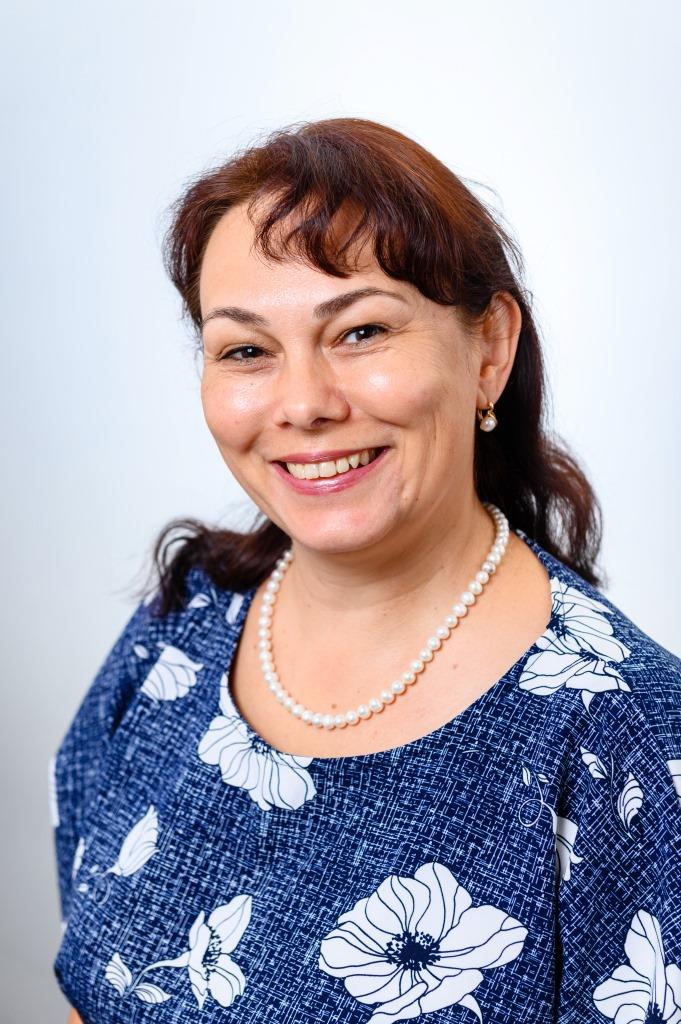 Казакова Елена Юрьевна.
